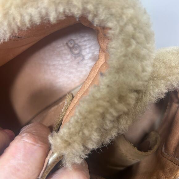 Ugg High Top Sneaker Women's Size 9 Tan Shearling Trim - Picture 15 of 15